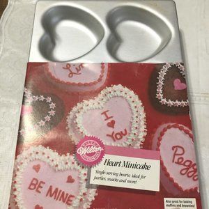 Wilton HEART Mini Cake Treat Pan Mold